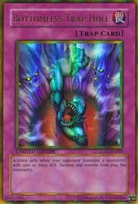 Bottomless Trap Hole [GLD2-EN045] Ultra Rare | Good Games Morley
